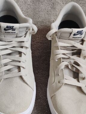 Nike SB Blazer Vapor Men's Suede Sneakers — Light Beige